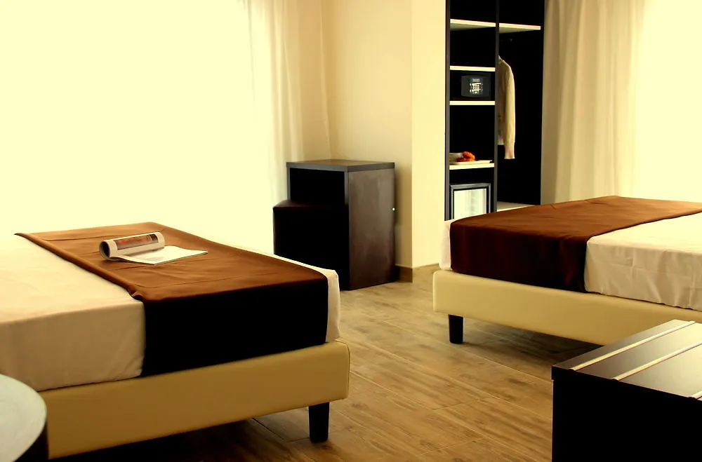 ***  Hotel Luxor Florence Italy