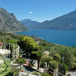 Casa Carlotta , Limone sul Garda Italia